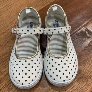 OshKosh girls shoes